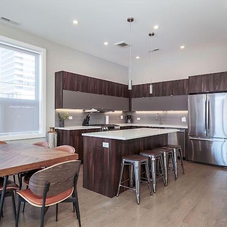 Вилла Breathtaking Downtown Penthouse A - Sleeps 11 Чикаго Экстерьер фото