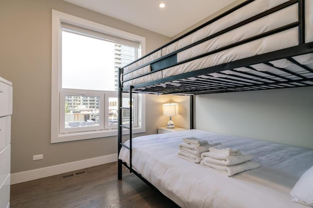 Вилла Breathtaking Downtown Penthouse A - Sleeps 11 Чикаго Экстерьер фото